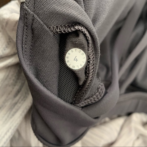 NWOT Lululemon Slay the Studio 2-in-1 Tank - Picture 8 of 8